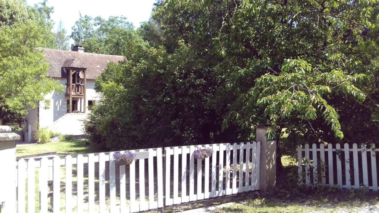 Besson Domaine Pastel B&B 외부 사진